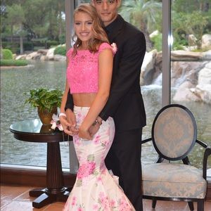 Sherri Hill prom dress